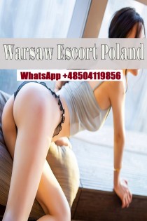 Amely Warsaw Escort B bust size Natural