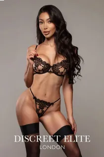 Mariam 22 years old girl