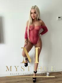 Molly escort available in London