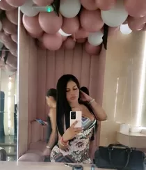 Tiara escort available in Dubai