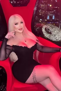 Chinese escort Bolita