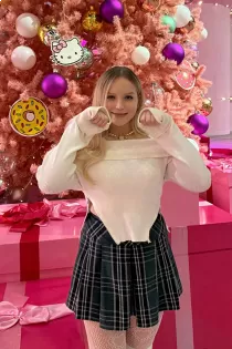 Taylor 15794730263 22 years old girl