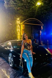 Vanessa 15794730263 1300 AED per hour