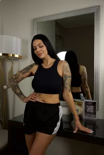 Alina 15794730263 2000 AED per hour