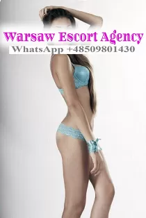 Charlie Warsaw Escort B bust size Natural