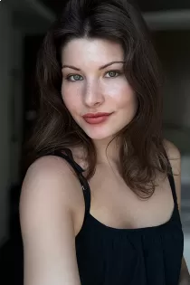 Alicia escort available in London