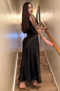 Ismat escort available in London