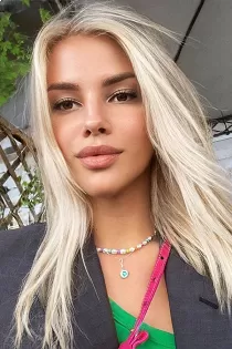 Valeria 20 years old girl