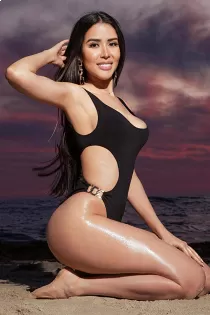 Escort Kalani with brunette hair
