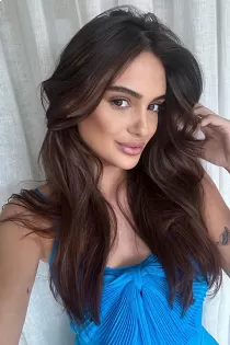 Joneva escort available in London
