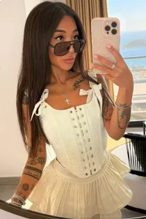 Moonsan 22 years old girl