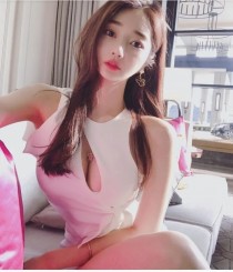 Mina escort available in Shanghai