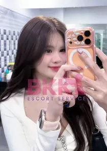 Thai escort Boomerang