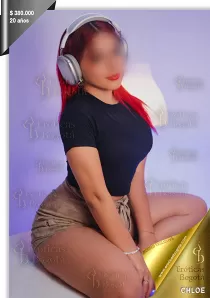 Escort CHLOE EROTICAS with rojo hair