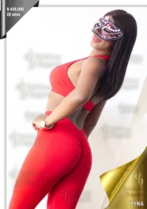TYNA EROTICAS 22 years old girl
