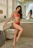 teen Storm Sparkles escort