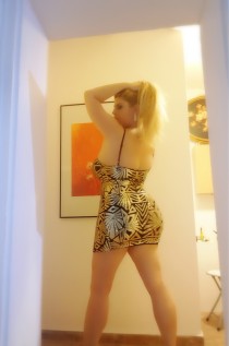 Kaly Massage escort available in Barcelona
