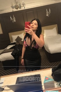 Monica escort available in London