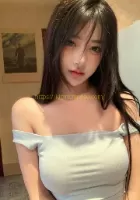 Malaysian brunette escort Mei Na