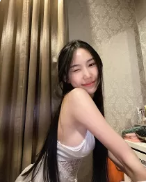 Malaysian escort Carmen