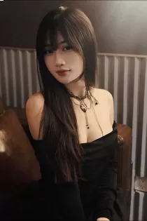 Lacey C bust size Natural