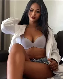 Sophia C bust size Natural