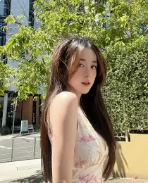 Indonesian escort Renata