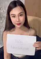bisexual escort Daisy