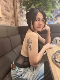 Pim 25 years old girl