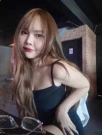 Raiiny 4000 THB per hour