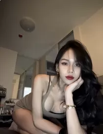 Escort Student yuri with black hair