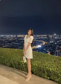 semmer bangkok 24 years old girl