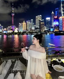 163 height CIM Escort
