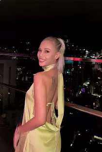 Daina 5000 THB per hour