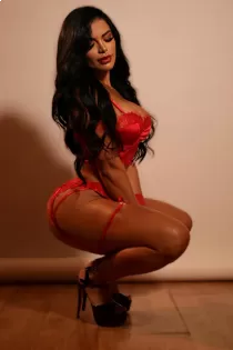 Andrea 33 years old girl