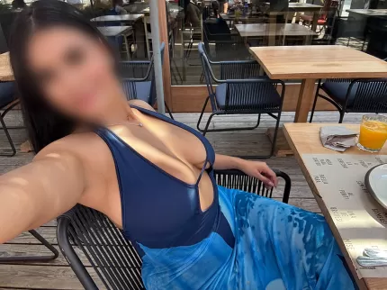 Escort Venera 34608864696 with black hair