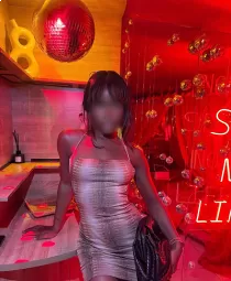 Aria Collins escort available in Canberra