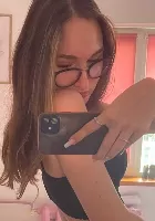 Lithuanian busty escort Kenna