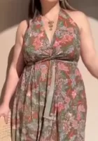 New beauty listed on petite gallery