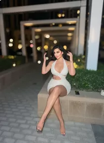 Abir 22 years old girl