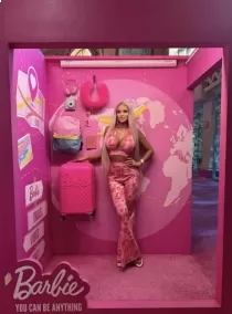 Chloe 20 years old girl