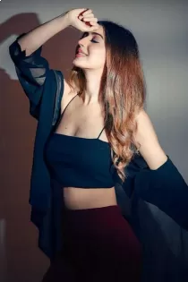 Escort Tabiyakhan with black hair