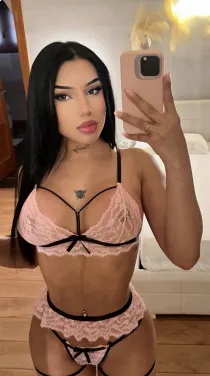 Angela escort available in Amsterdam