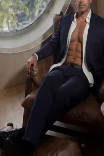 Patrick HCM escort available in London