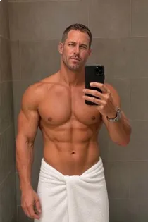 Patrick HCM 36 years old girl