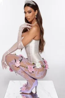European escort Beatrice HCM