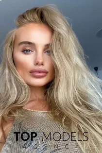 Serena escort available in London